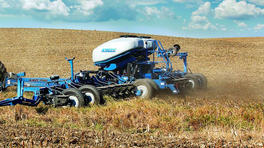 Kinze 4900 Multi-Hybrid Concept Planter