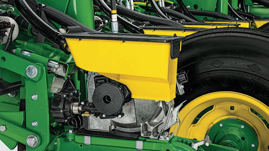 John Deere MaxEmerge eDrive Row Unit