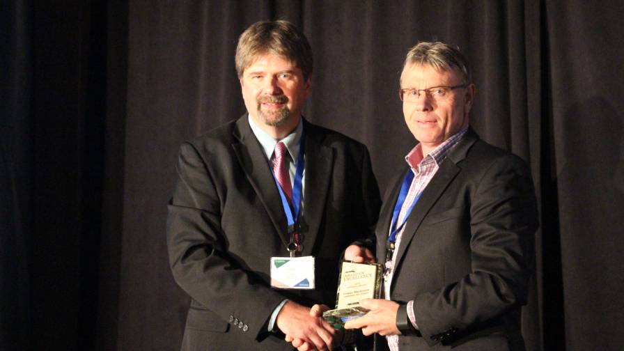 Paul Schrimpf and Craige Mackenzie